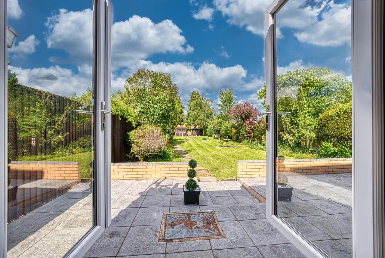 Elegant 5 Bed House - Sleeps 9, Central Solihull, Nec, Jlr, Hs2, Resorts World, Airport Business And Leisure Stays, Esterno foto